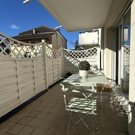 La Rochebardiere Apartment *